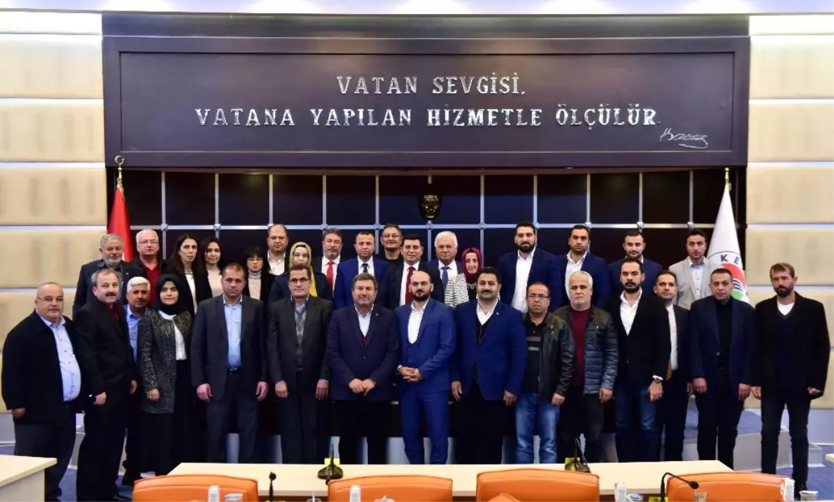 Tütüncü, AK Parti Kepez İlçe Yönetimini Ağırladı