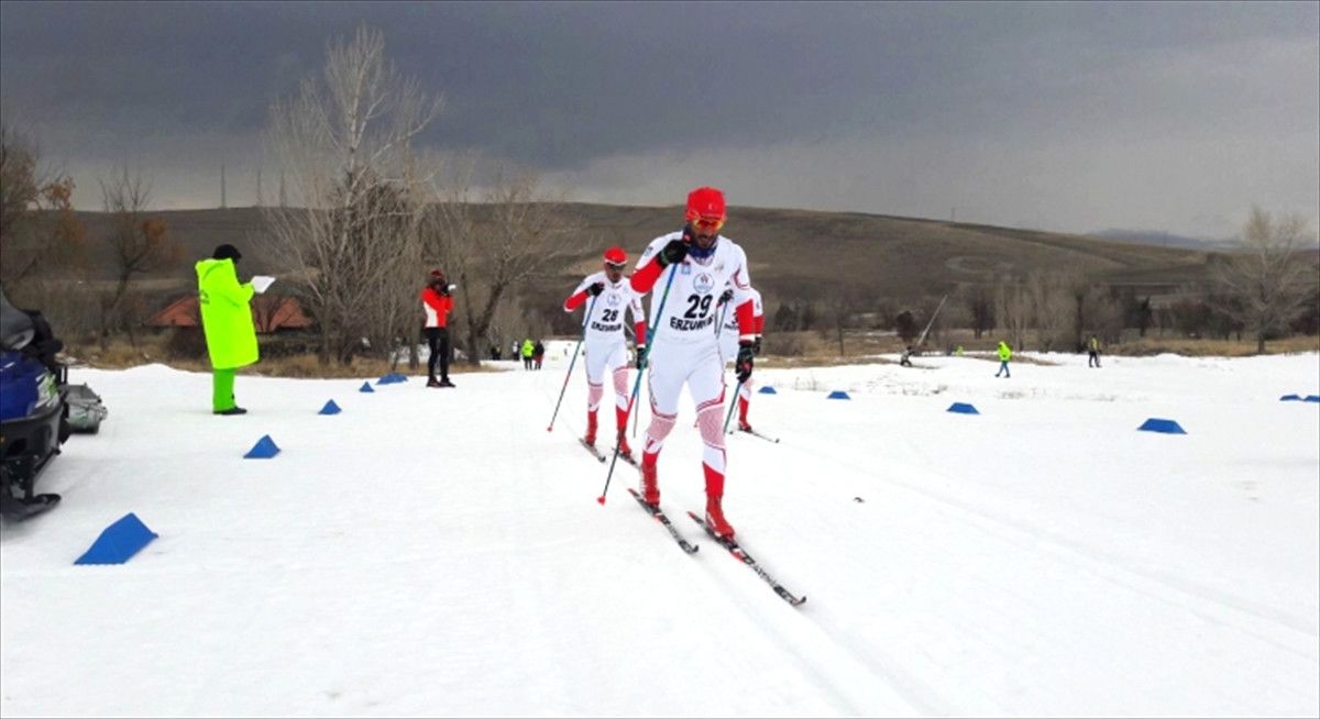 Vanlı Kayakçının Başarısı