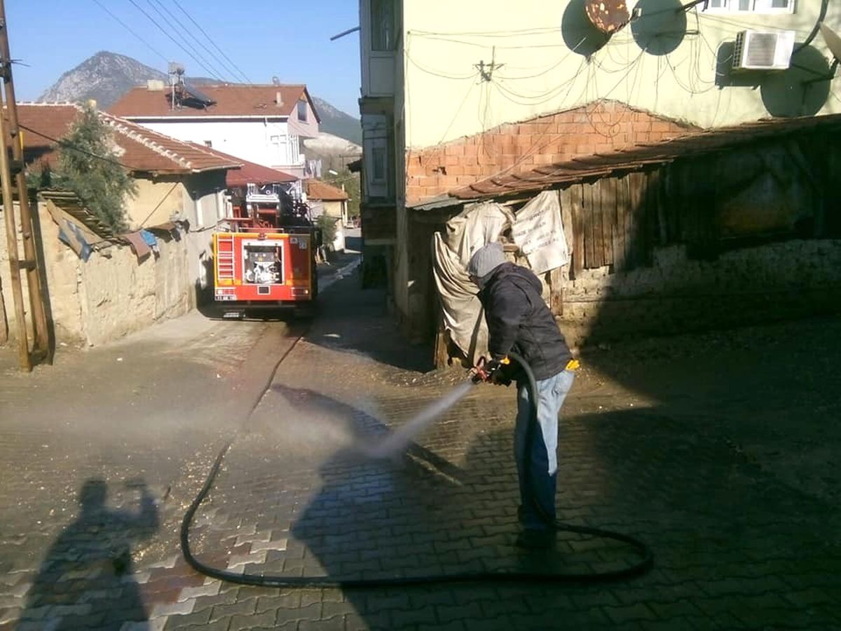 Vezirhan Belediyesi Parke Çalışmalarını Bitirdi