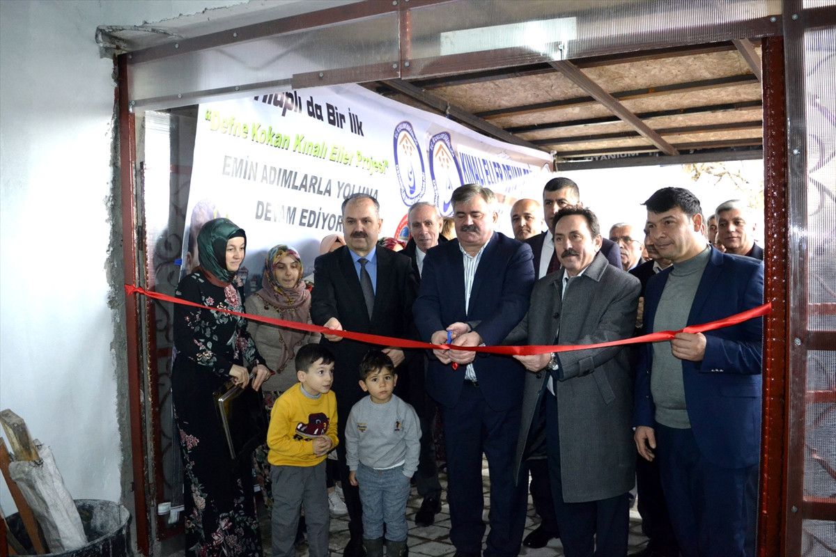Alaplı\'da "Kınalı Eller Ahşap Oyuncak Atölyesi Projesi"