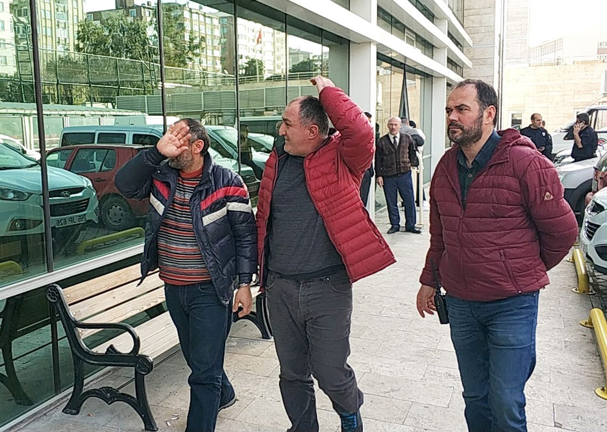 Araçtan 150 Bin Lira Çalan 2 Kişi Tutuklandı