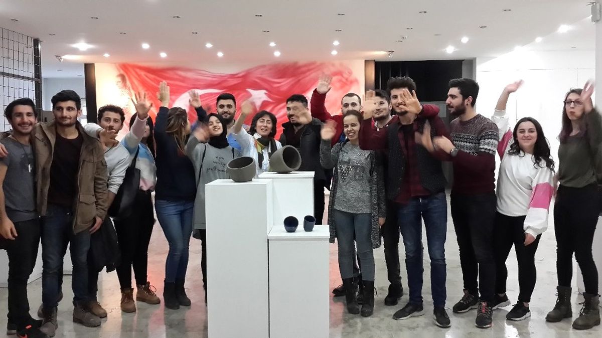 Atatürk Üniversitesi\'nde Mekân-Kesit Seramik Sergisi