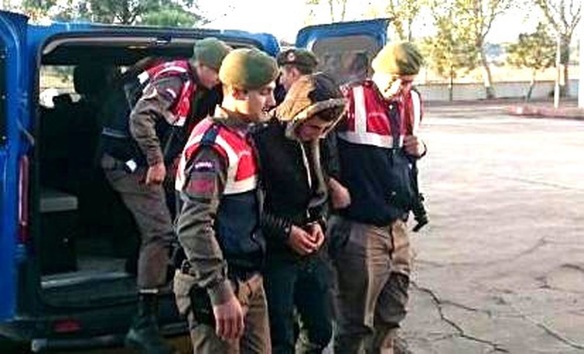 Ayvalık\'ta Jandarma Hırsızlara Göz Açtırmıyor