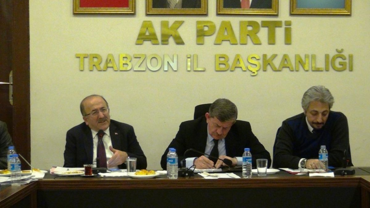 Başkan Gümrükçüoğlu AK Parti İl Yönetimi ile Buluştu