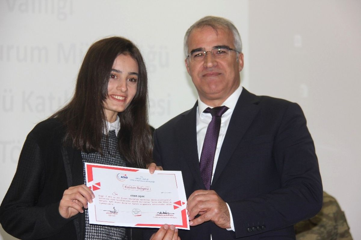 Bingöl\'de "O Kahraman Benim" Kampanyası