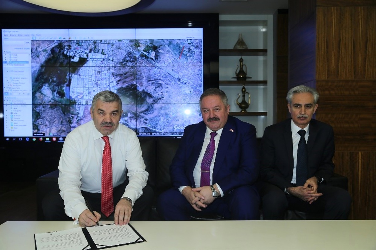 Büyükşehir ile Osb Arasında Protokol İmzalandı