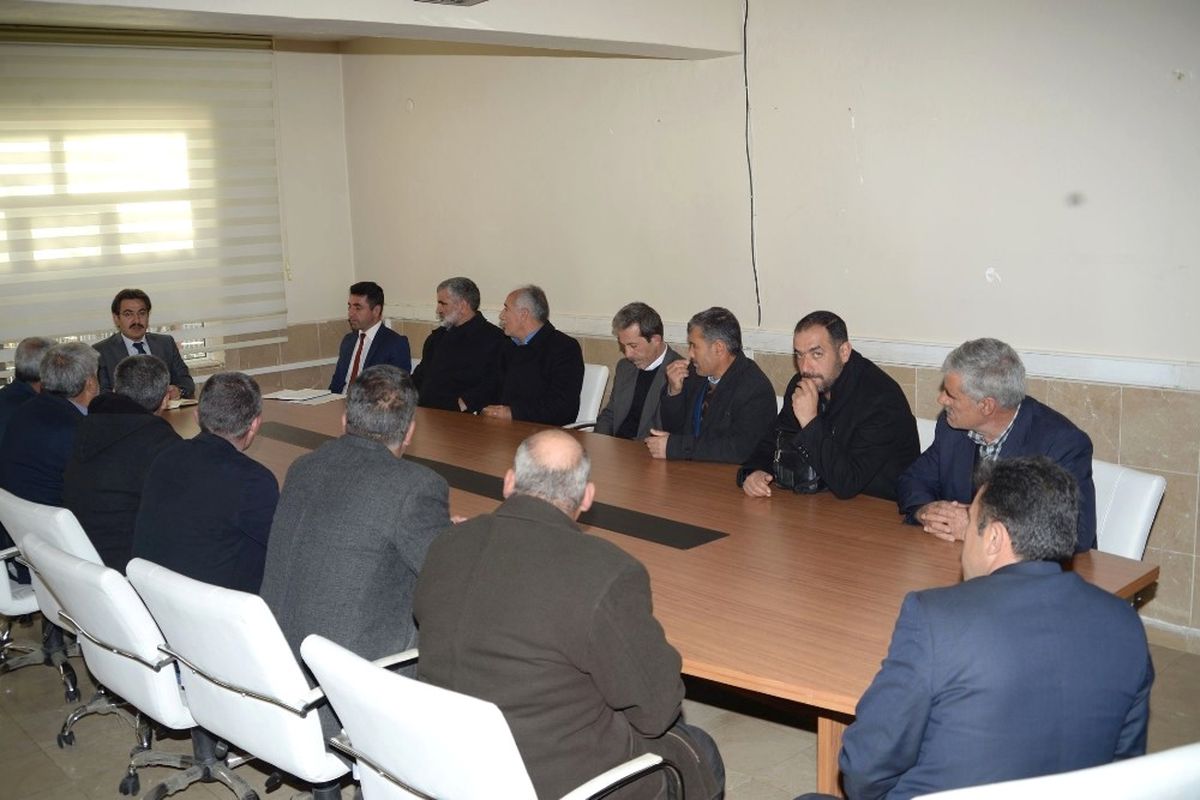 Çelikhan İlçesinde Muhtarlarla Toplantı Düzenlendi