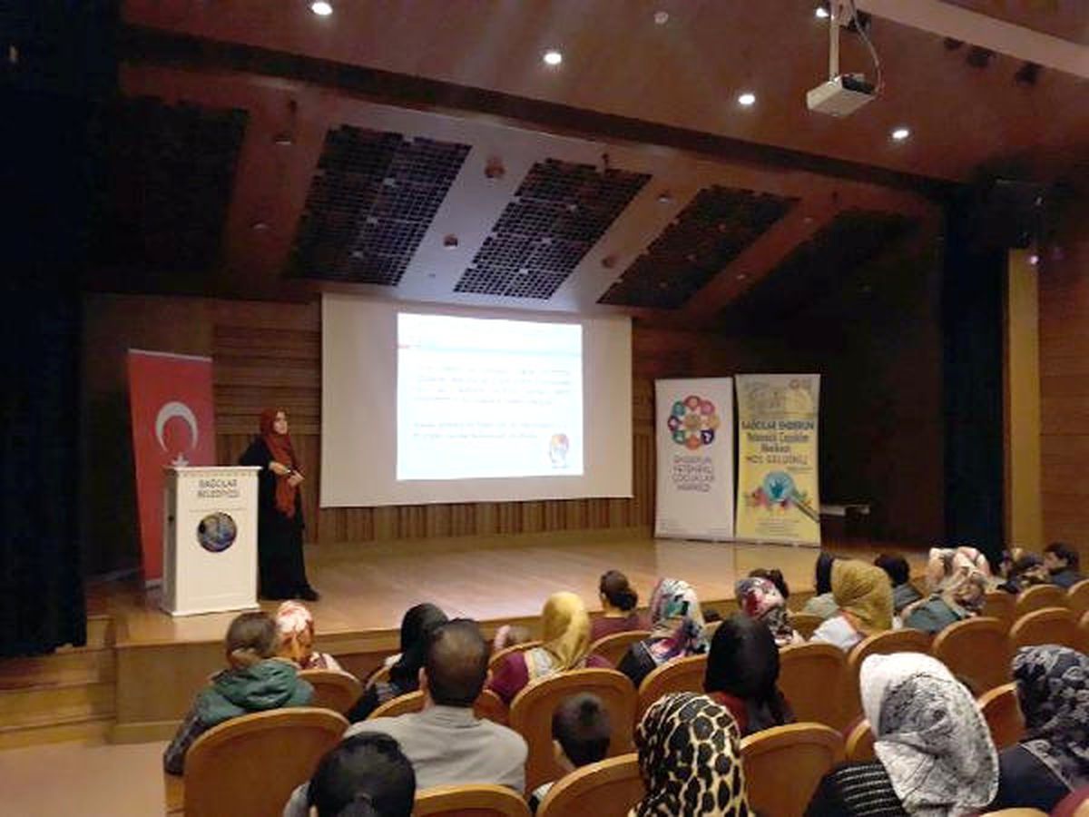 Çocukların Problemlerini Üstlenmek Onların Becerisini Zayıflatır"