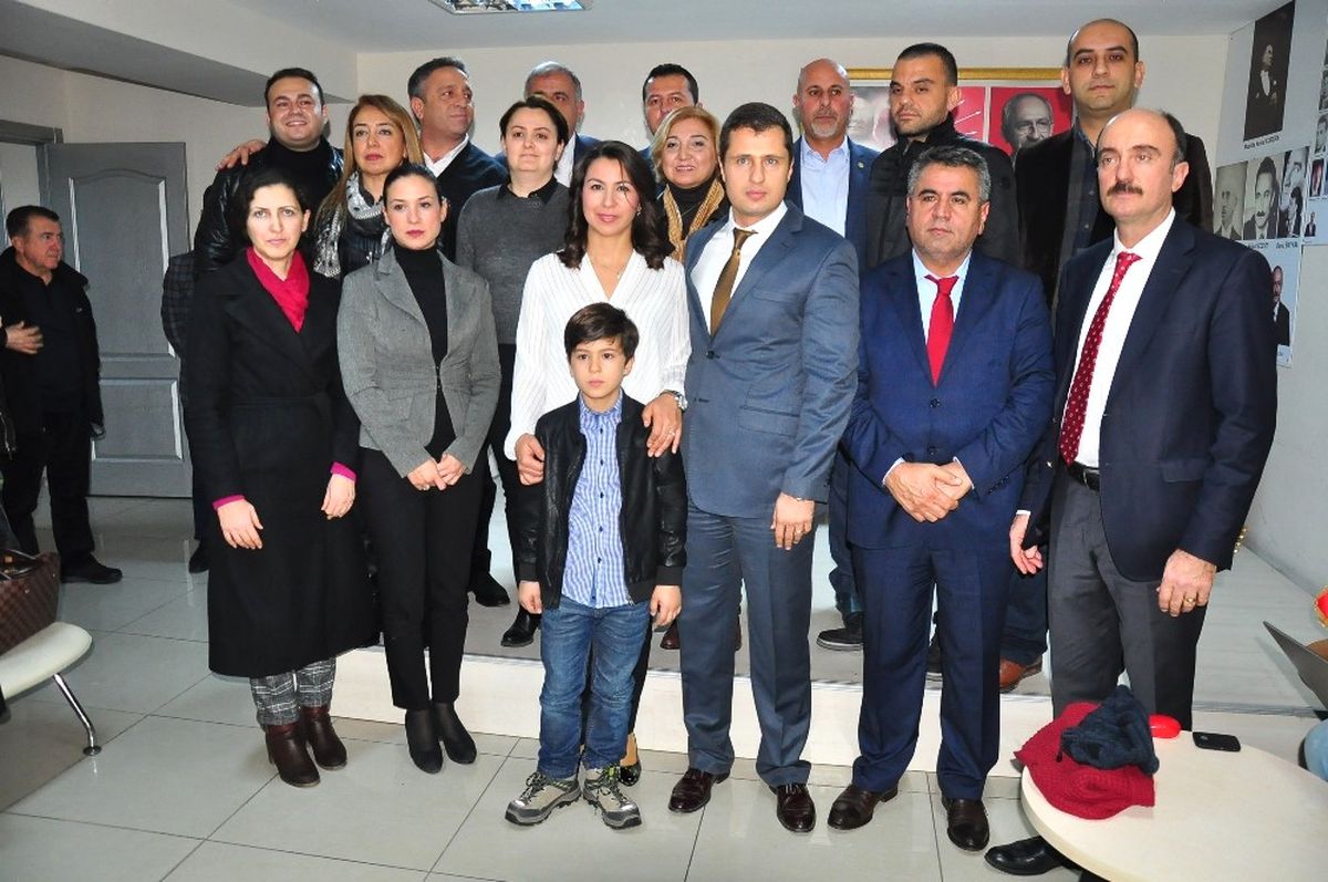 Deniz Yücel, CHP İzmir İl Başkanlığına Aday
