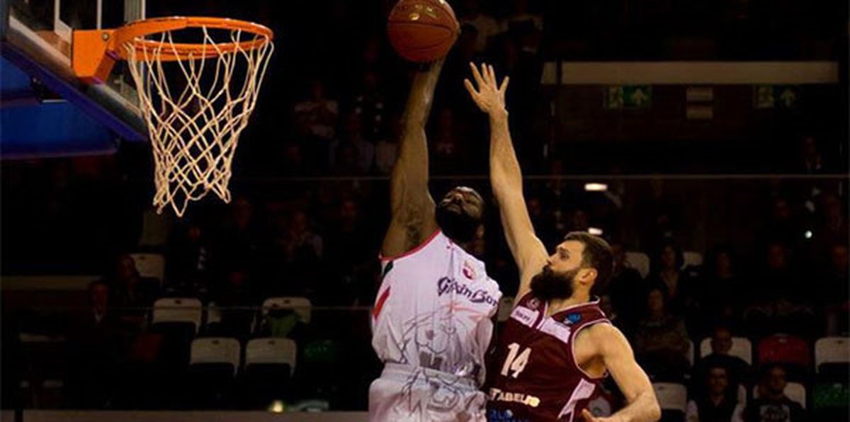 Galatasaray Odeabank, Julian Wright\'ın Peşinde