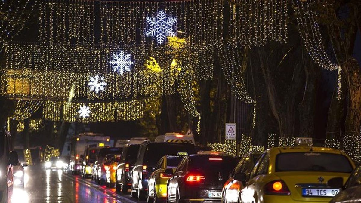 İstanbul\'da Yılbaşı Önlemleri: Ağır Araçlara Yasak