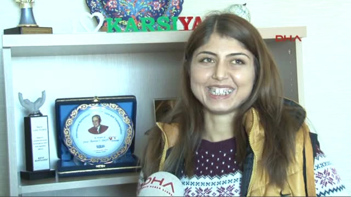İzmir-Karaciğerinden Parça Vererek Eşini Hayata Bağladı