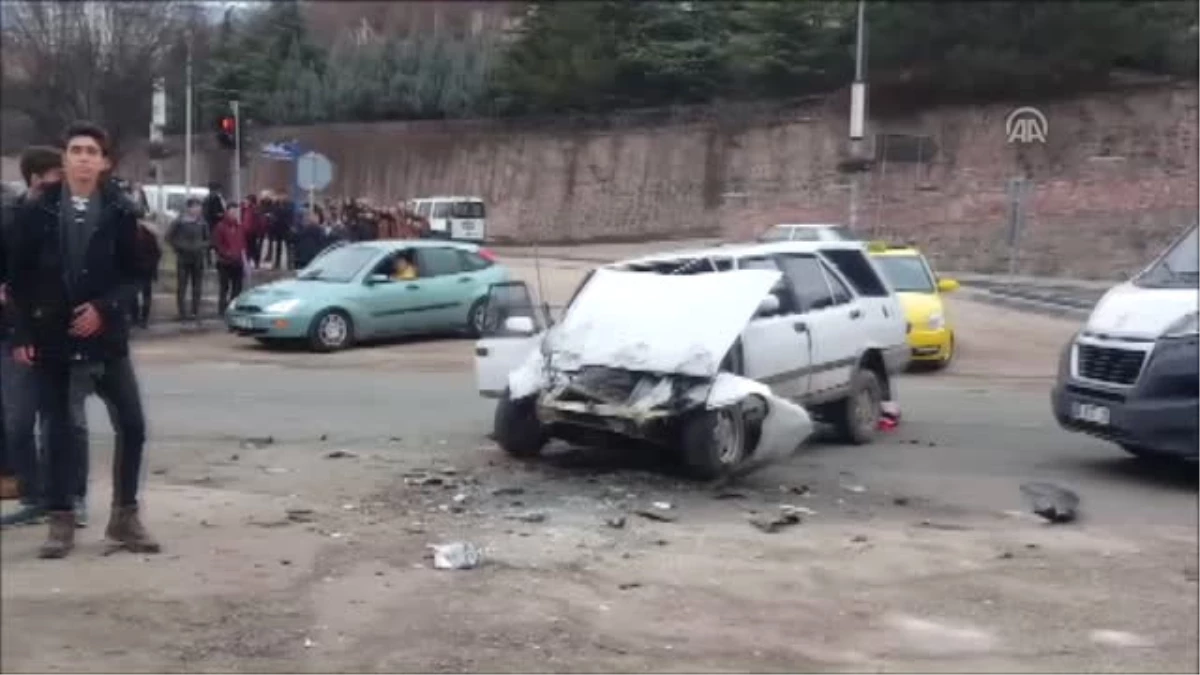 Kızılcahamam\'da Trafik Kazası: 1 Yaralı