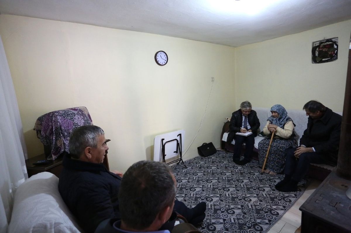 Serdivan Mahalle Gönüllüleri İstiklal Mahallesi\'ne Misafir Oldu