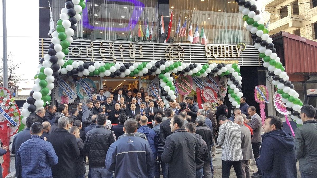 Tatvan\'da Otel Açılışı
