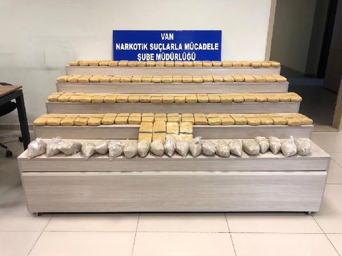 Van\'da 56 Kilo 780 Gram Eroin Ele Geçirildi