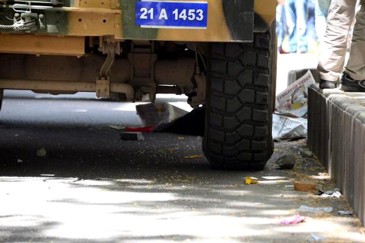 Zırhlı Araçla Çarptığı Kadının Ölümüne Neden Olan Polisin Hapis Cezası Ertelendi