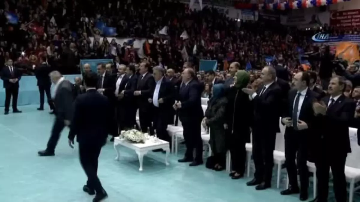 Başbakan Binali Yıldırım: "Yunanistan Ege\'de \'Cinlik\' Yapmaya Kalkıyor"