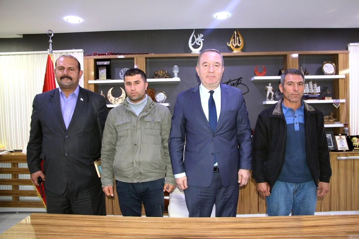 Başkan Başarılı Personellerini Ödüllendirdi