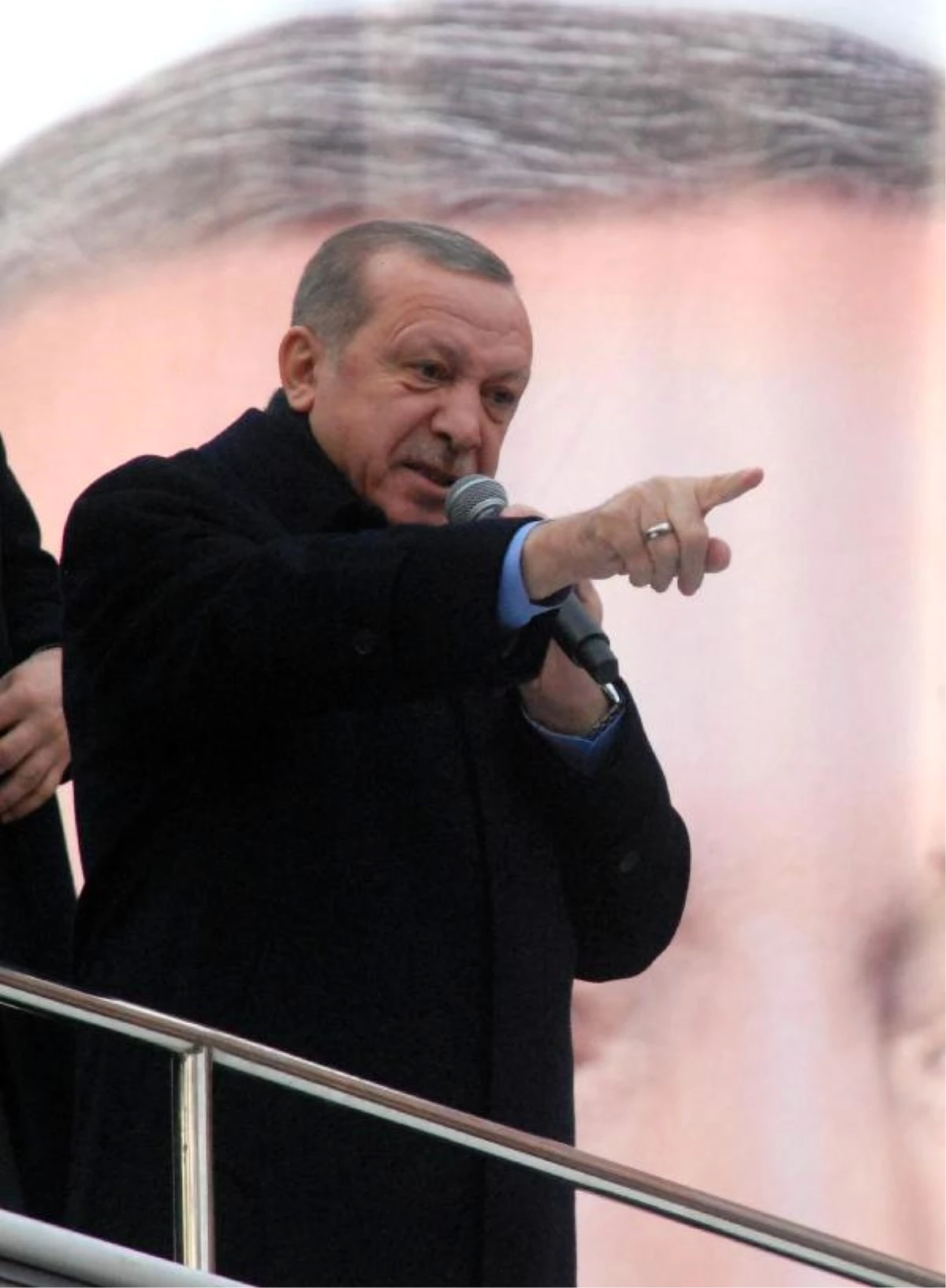 Erdoğan:  Nasıl Oluyor da Bay Kemal\'in Kayığına Biniyorsunuz ?