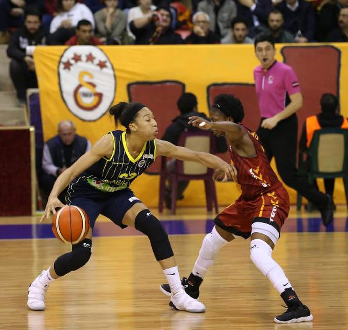 Fenerbahçe Derbide Rahat Kazandı
