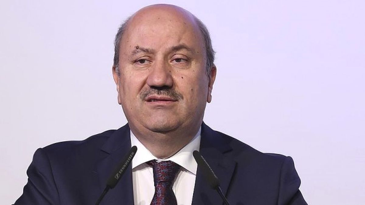 İş Adamlarına \'Banka Kurun\' Çağrısı