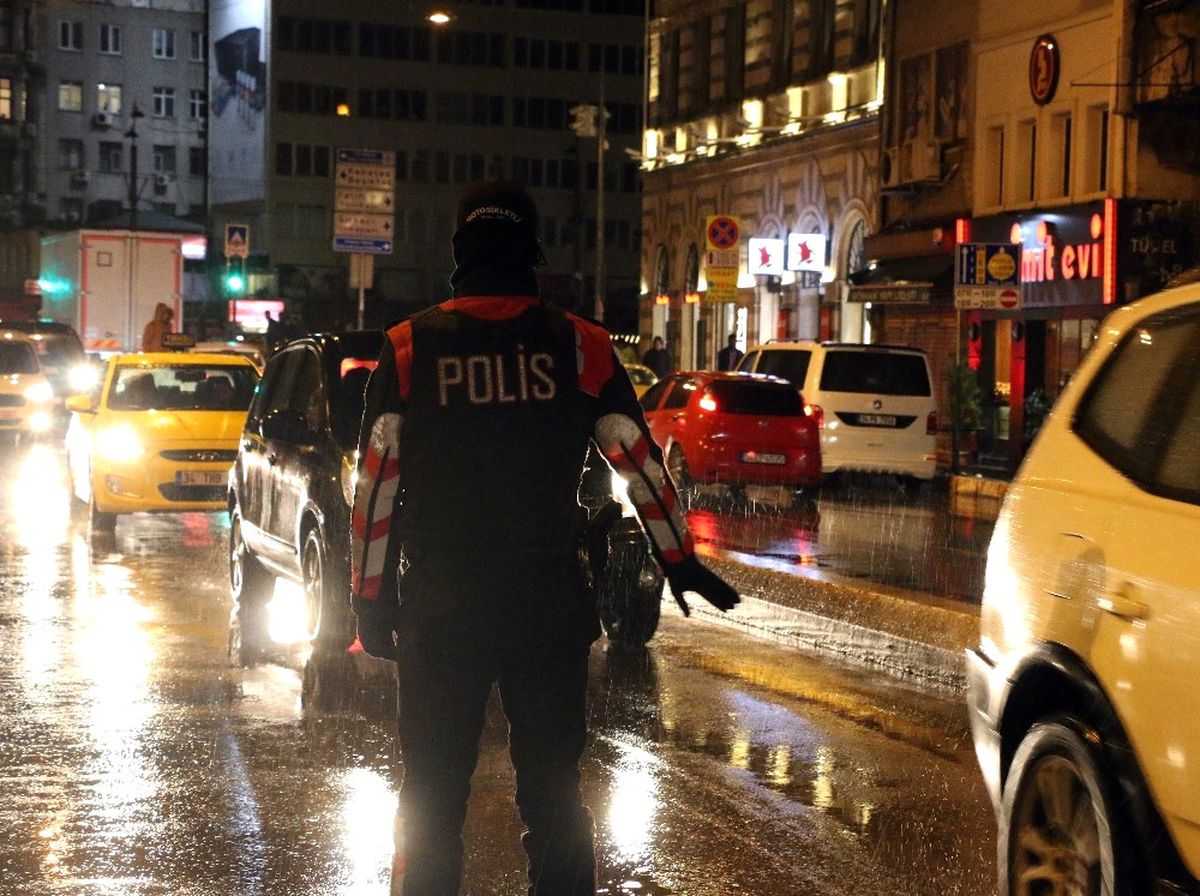 İstanbul\'da Bin 200 Polisle \'Yeditepe Huzur\' Uygulaması
