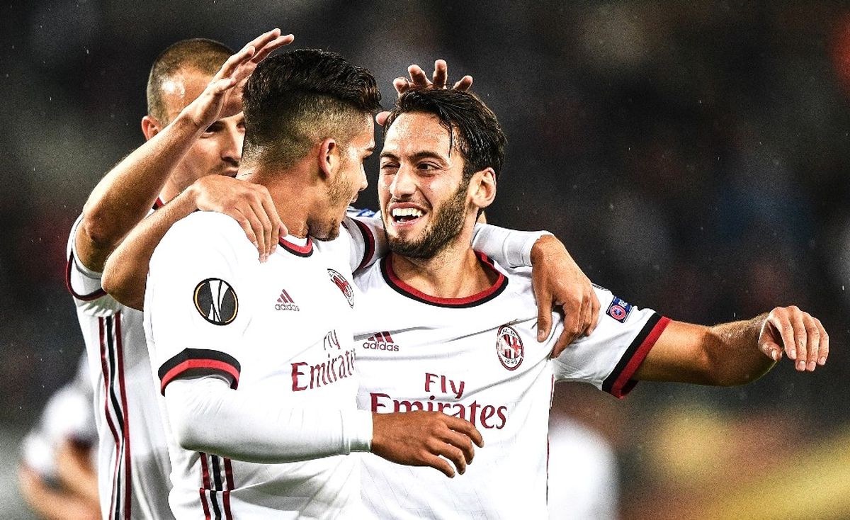 Milan\'ı Hakan Kurtardı
