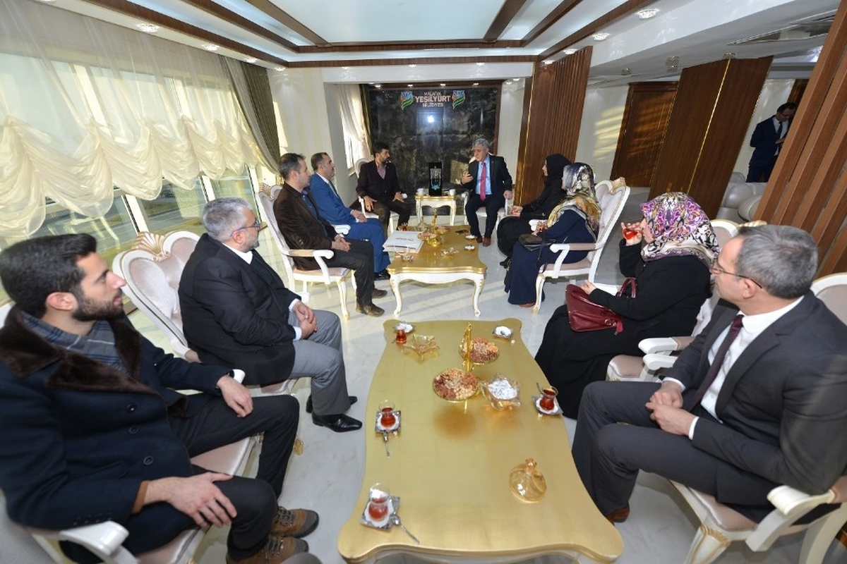 Önder Vakfı\'ndan Yeşilyurt Belediyesine Ziyaret