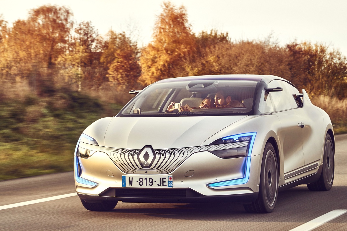 Renault Symbioz Demo Car İle Otonom Sürüş
