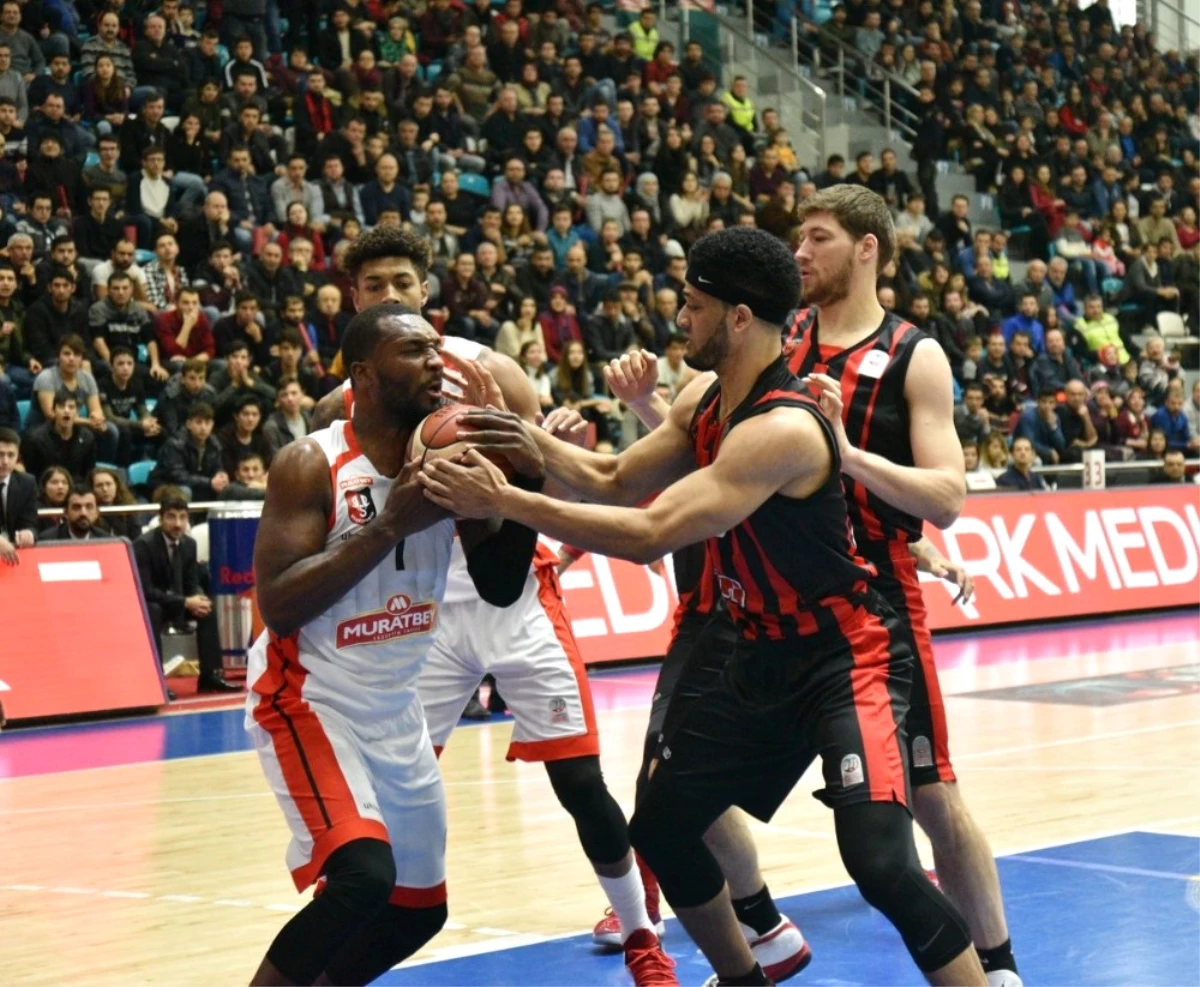 Tahincioğlu Basketbol Süper Ligi: Muratbey Uşak: 68 - Eskişehir Basket: 81