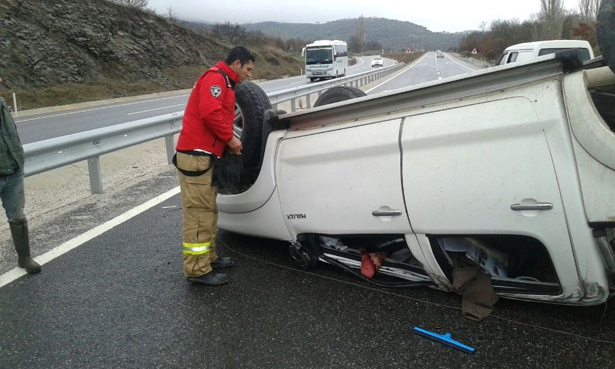 Takla Atan Araçta Bir Kişi Yaralandı