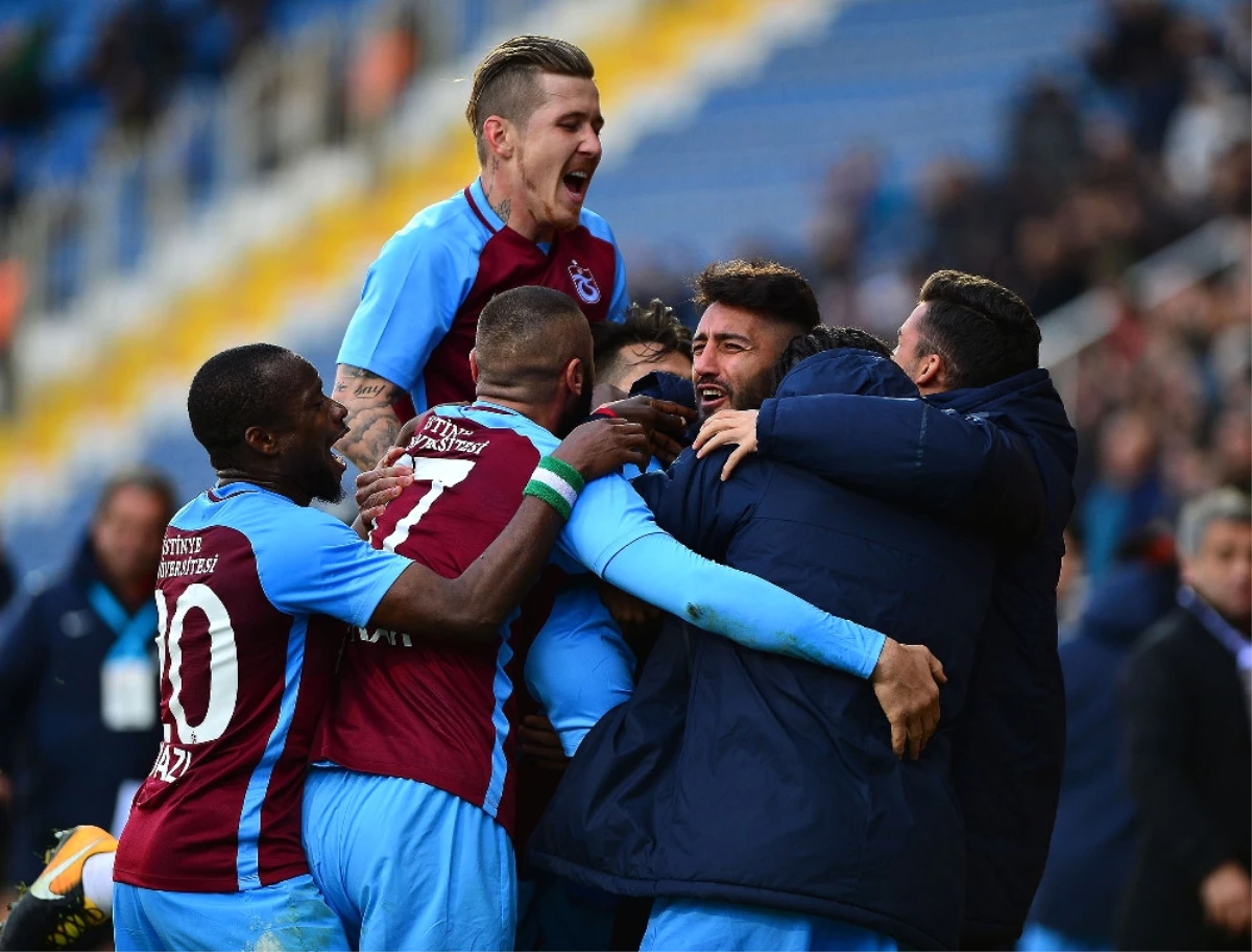 Trabzonspor Umutlarını 2018 Yılına Taşıdı