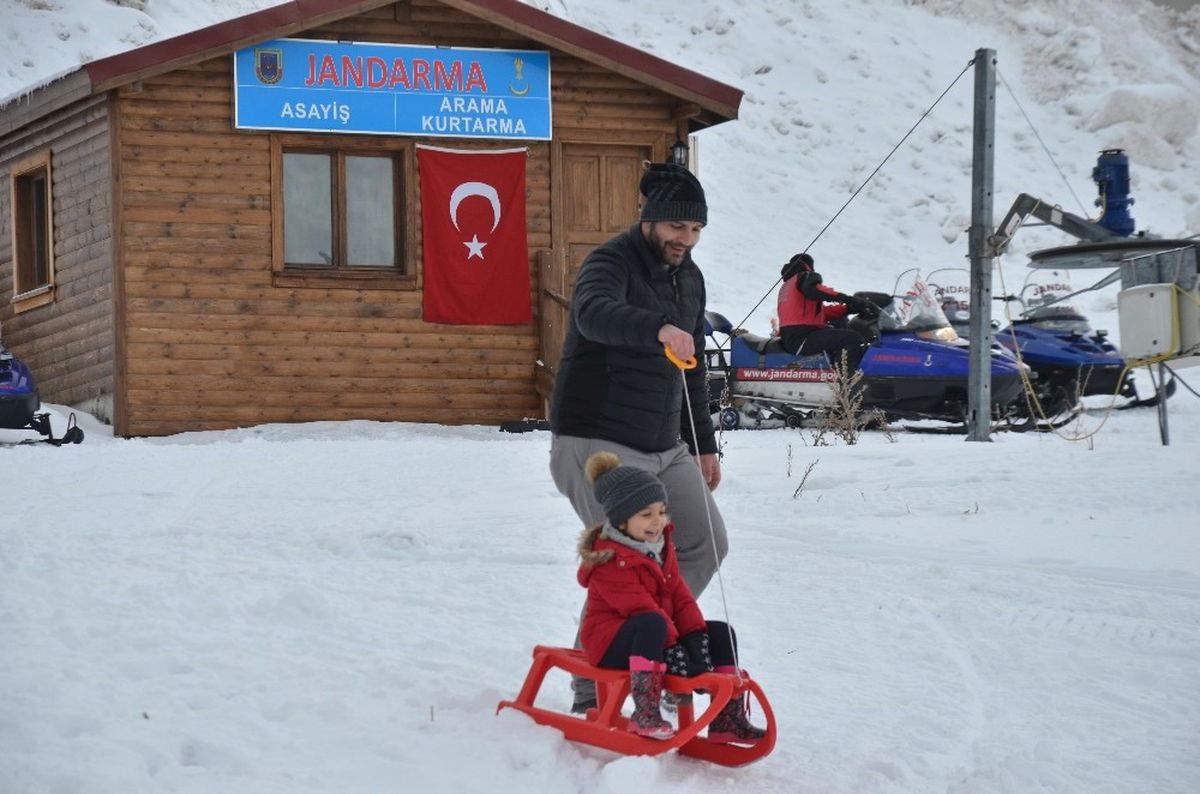 Uludağ\'da Yıl Başı Yoğunluğu