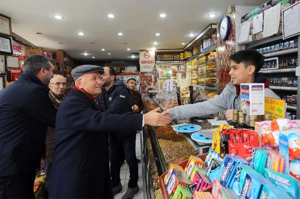 Başkan Fethi Yaşar, Demetevler Esnafına İyi Yıllar Diledi