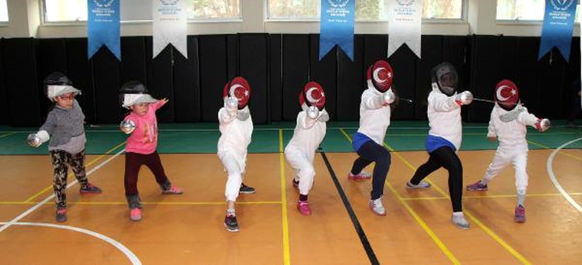 Burdur\'un İlk Eskrimcileri