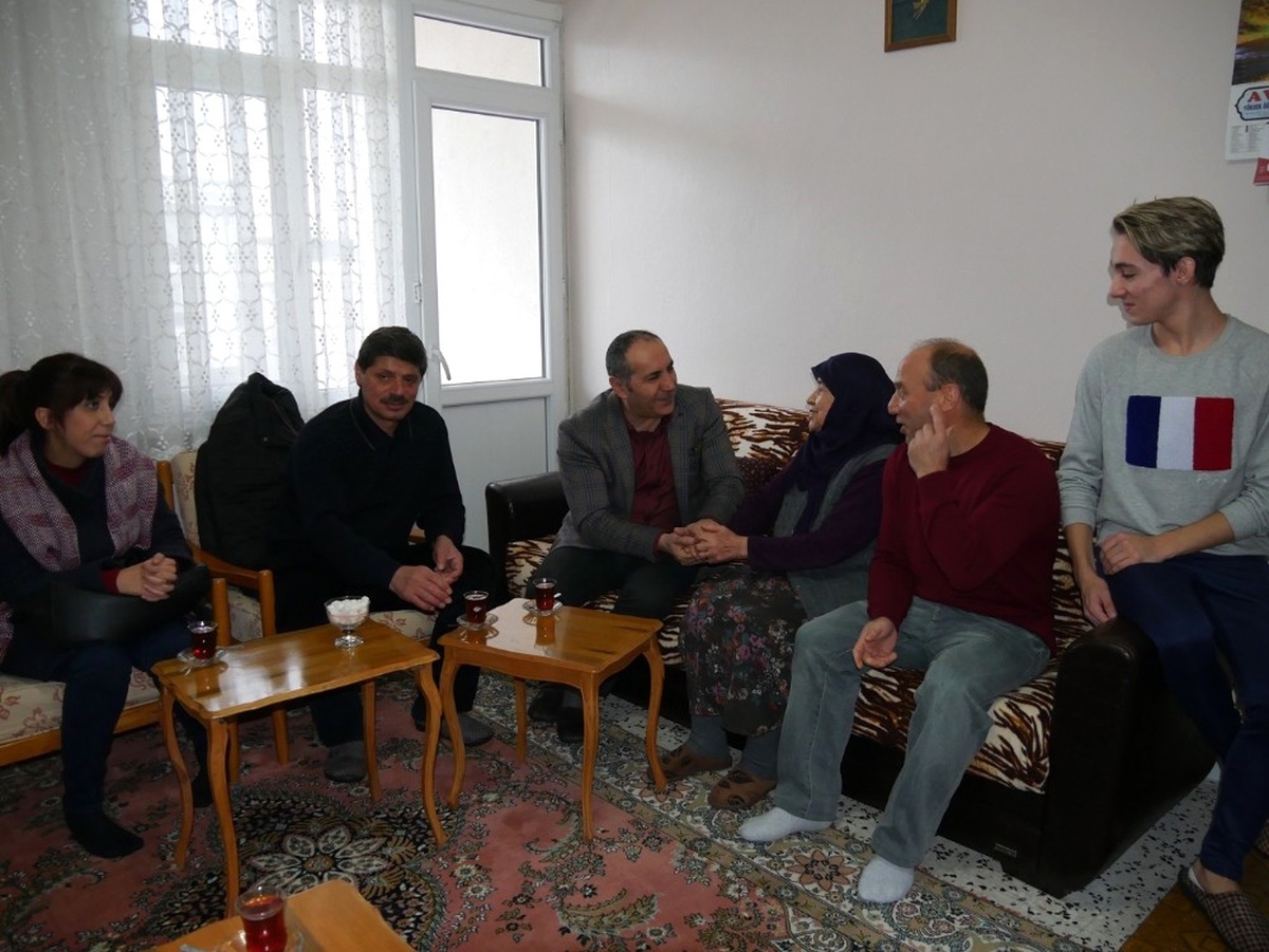 Büyükçekmece\'nin Büyükleri\' Yılbaşında Unutulmadı