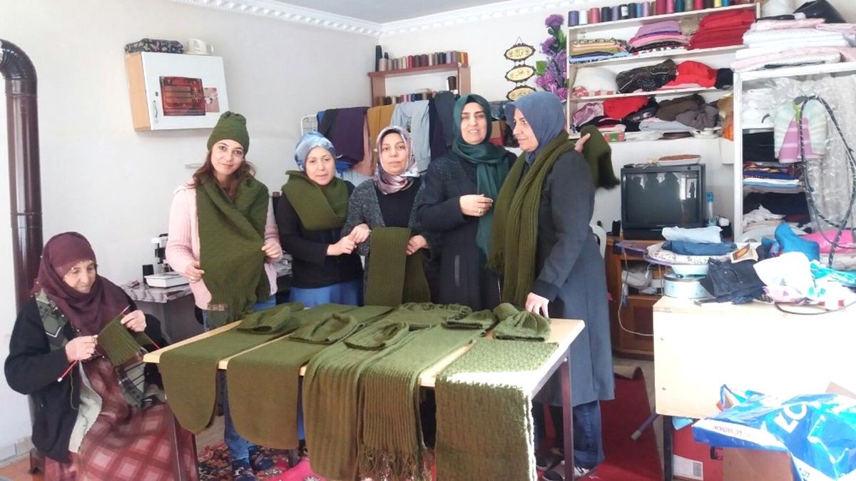 Kadınlardan Mehmetçiği Isıtacak Jest