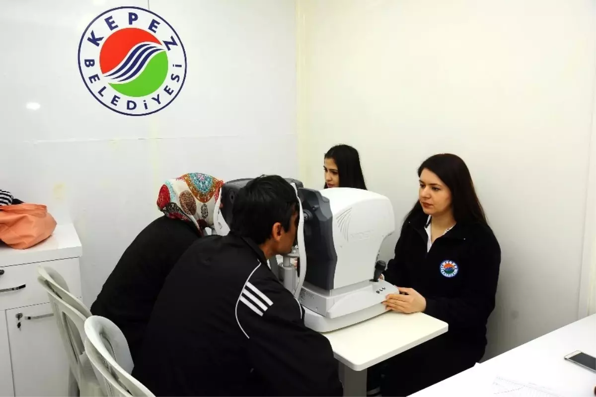 Kepez\'de Tam Donanımlı Göz Muayenesi