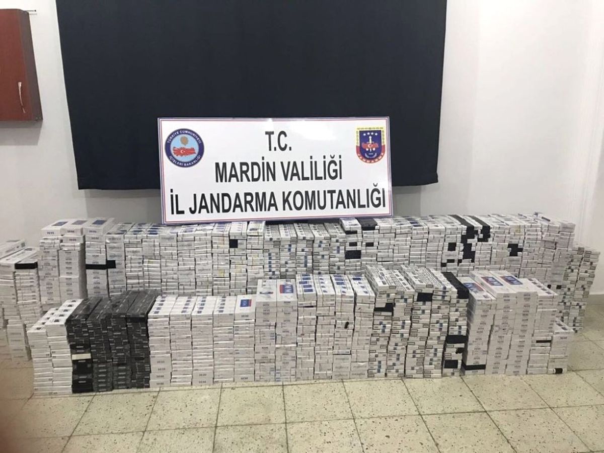 Mardin\'de 8 Bin 790 Paket Kaçak Sigara Ele Geçirildi