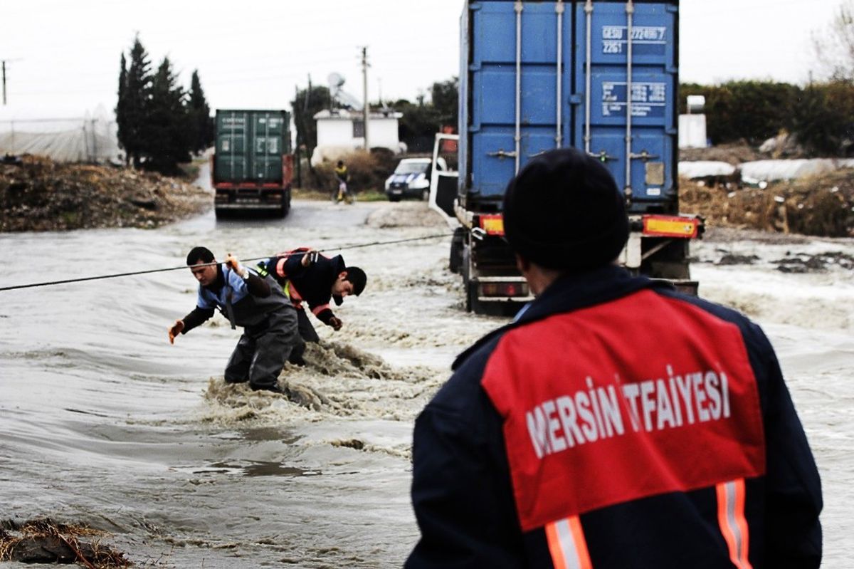 Mersin İtfaiyesi 3 Yılda 30 Bin Görev İcra Etti