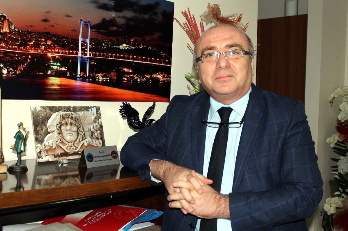 Prof. Dr. Karamustafa: "Turizm İşletmecileri Gastronomi Turizmine Yönelmeli"