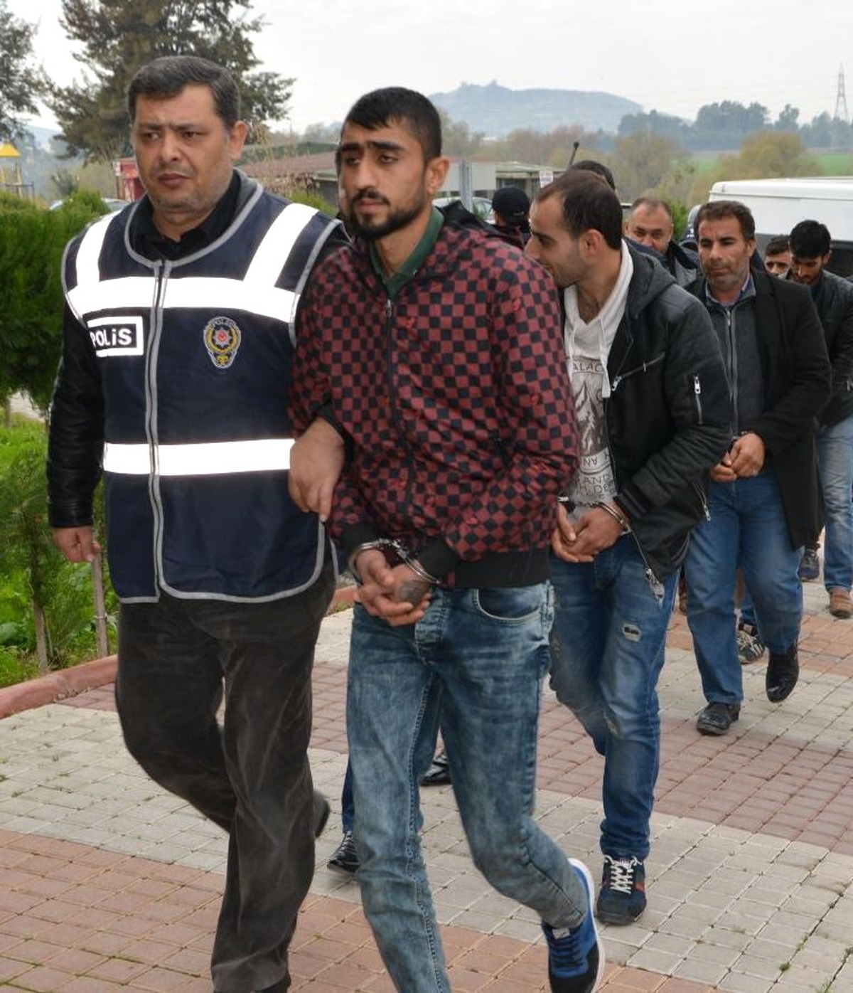 Sosyal Medyadan PKK Propagandası Yapanlara 7 Gözaltı