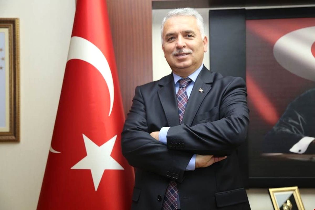 Vali Yıldırım\'dan Yeni Yıl Mesajı