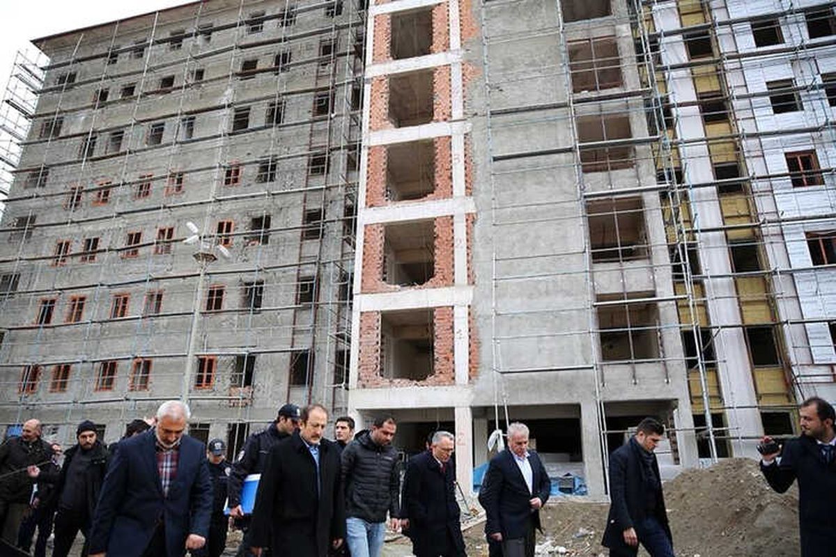Bakan Ağbal\'dan Esnaf Ziyareti