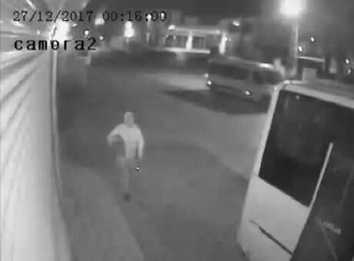 Battaniyeli Hırsızlık Şüphelisinin İddiası: Otobüse Uyumak İçin Girdim