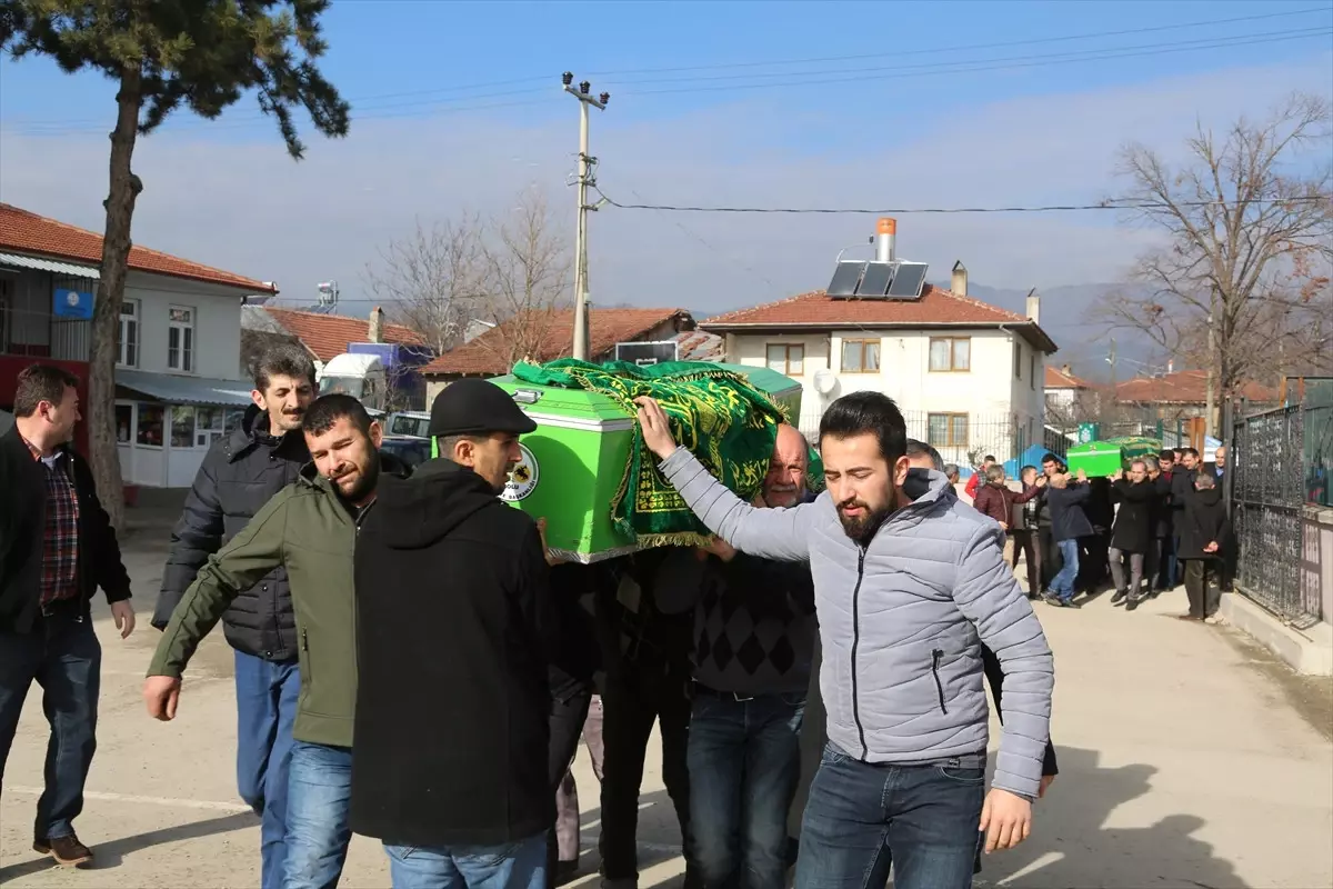 Bolu\'daki Karbonmonoksit Gazı Zehirlenmesi