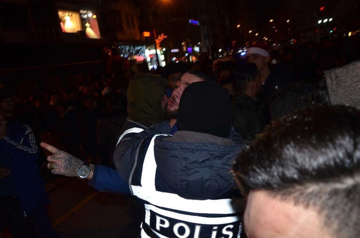 Eskişehir\'de Yeni Yıl Kutlamalarında Gerginlik