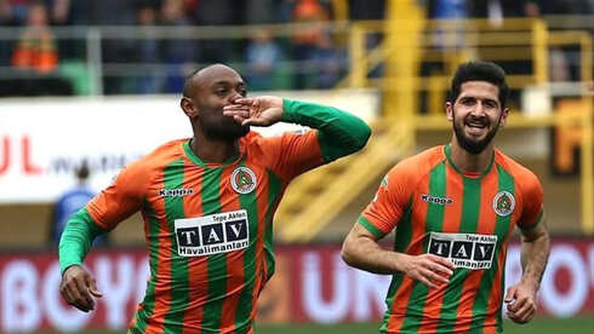 Galatasaray\'ın Transfer Listesinde Sürpriz İsim