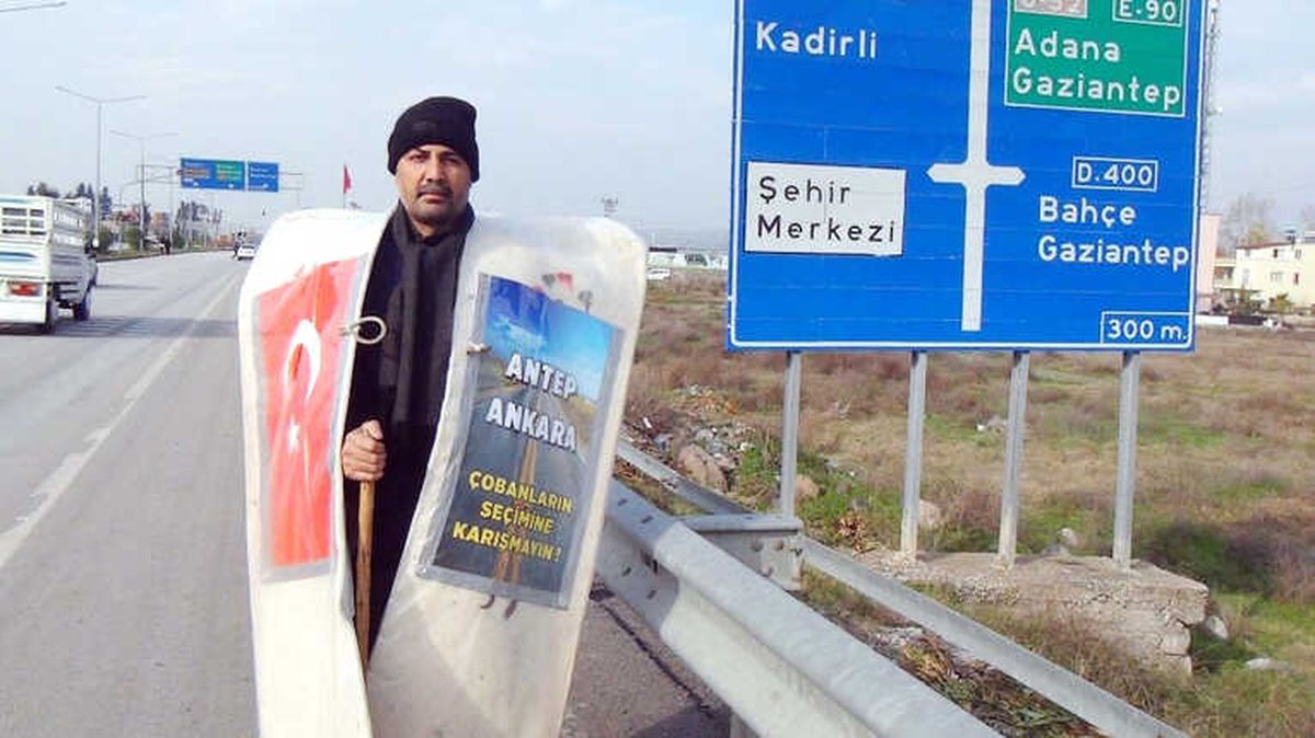 Hak Aramak İçin Ankara\'ya Yürüyüş Başlattı